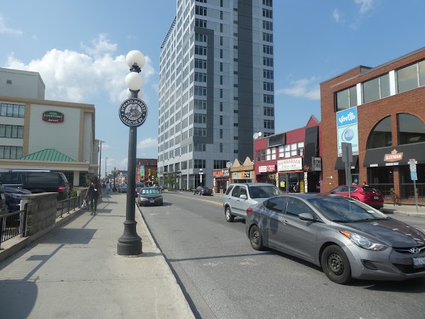 Rue Dalhousie