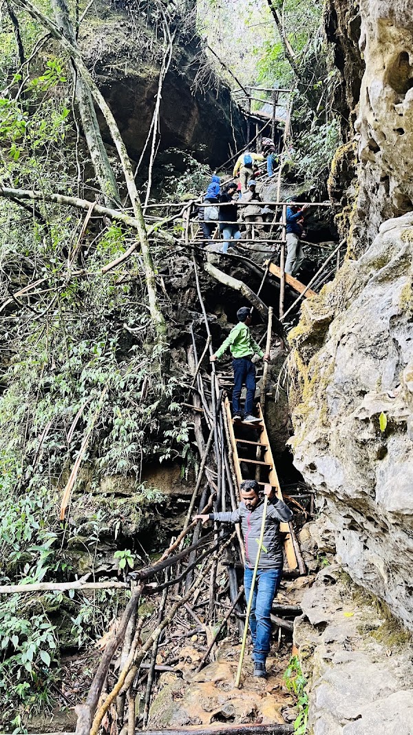 Wei Sawdong Falls 3