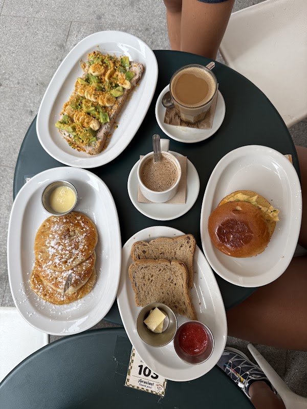La Desayuneria 2