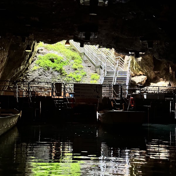 Saint-Léonard underground lake 4