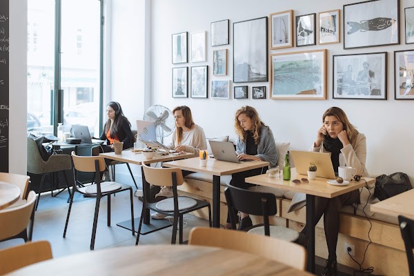 Outsite Cowork Café - Lisbon