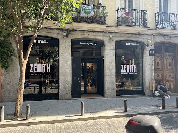 Zenith - Brunch & Cocktails Bar