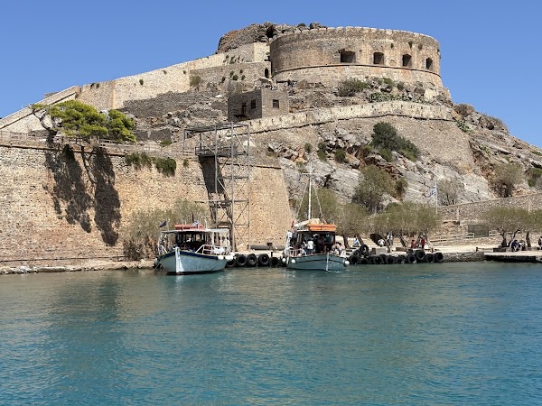 Nisida Spinalonga