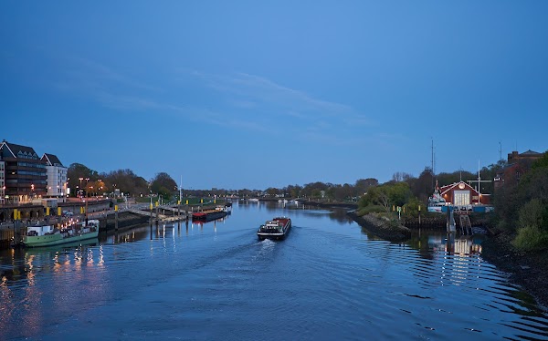 Wilhelm Kaisen Bridge 3