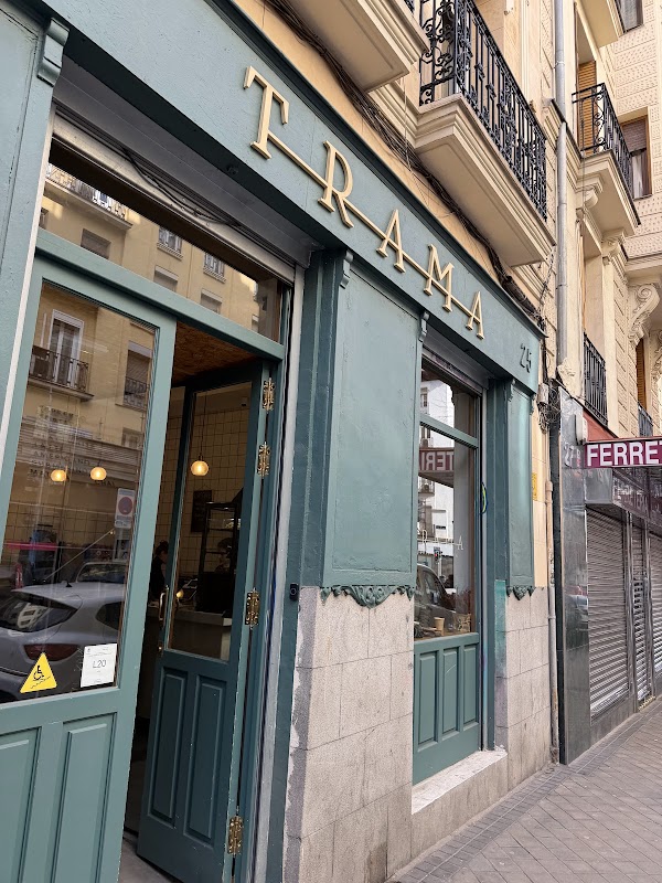 TRAMA pastelería & café