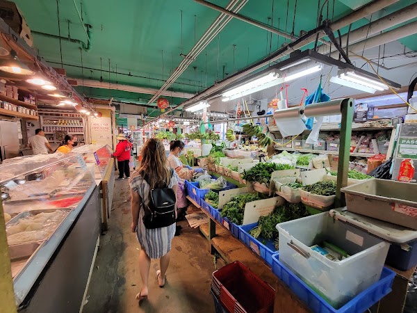 Maunakea Marketplace 5