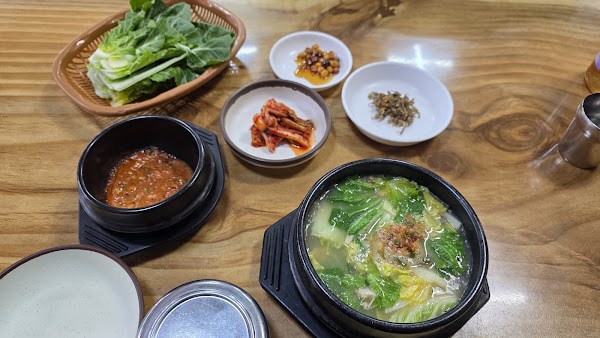 앞뱅디식당 3