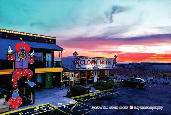 World-Famous The Clown Motel