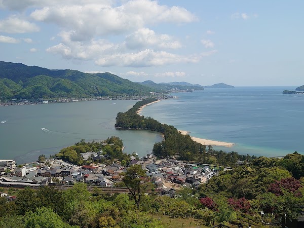 Hiryukan-kairo (Viewing Sky Path)