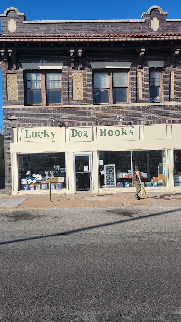 Lucky Dog Books - Oak Cliff