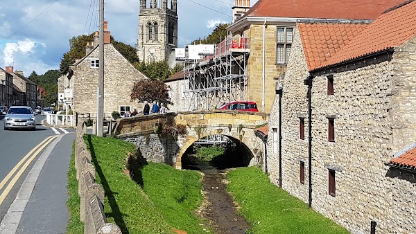 Helmsley 4