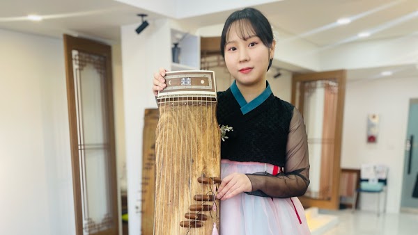 Beutiful Gayageum 1