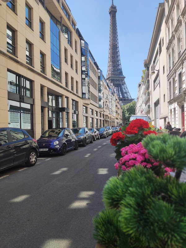 Rue de Monttessuy 4