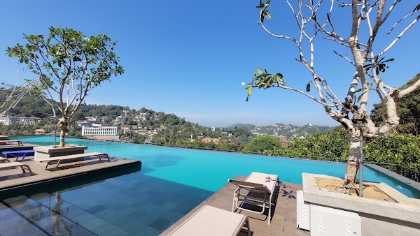 Thilanka Hotel - Kandy 4