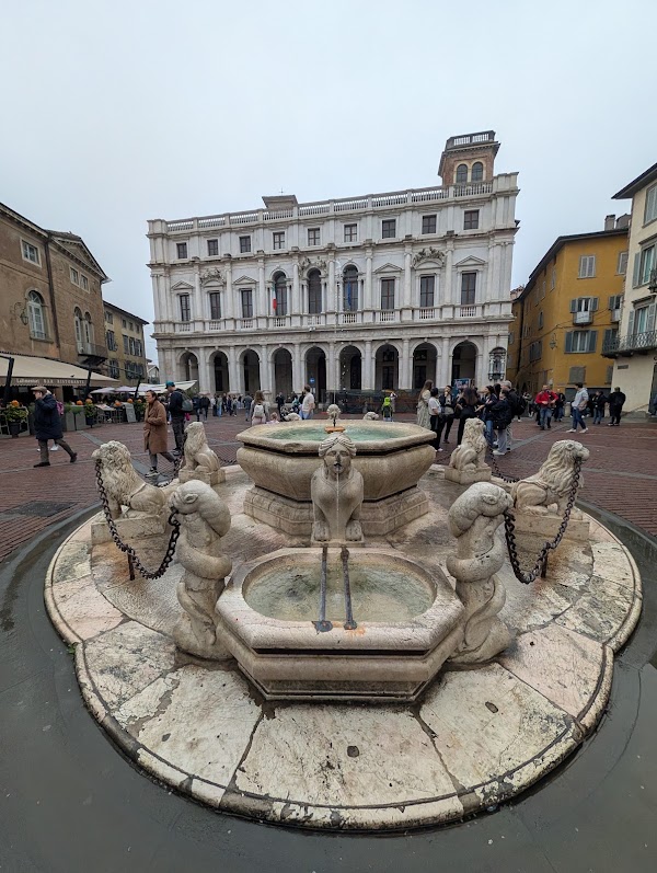 Fontana Contarini 4