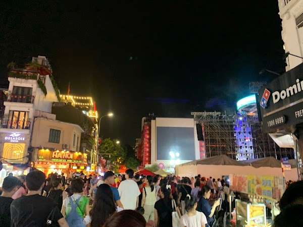 Phố Hàng Gai 5