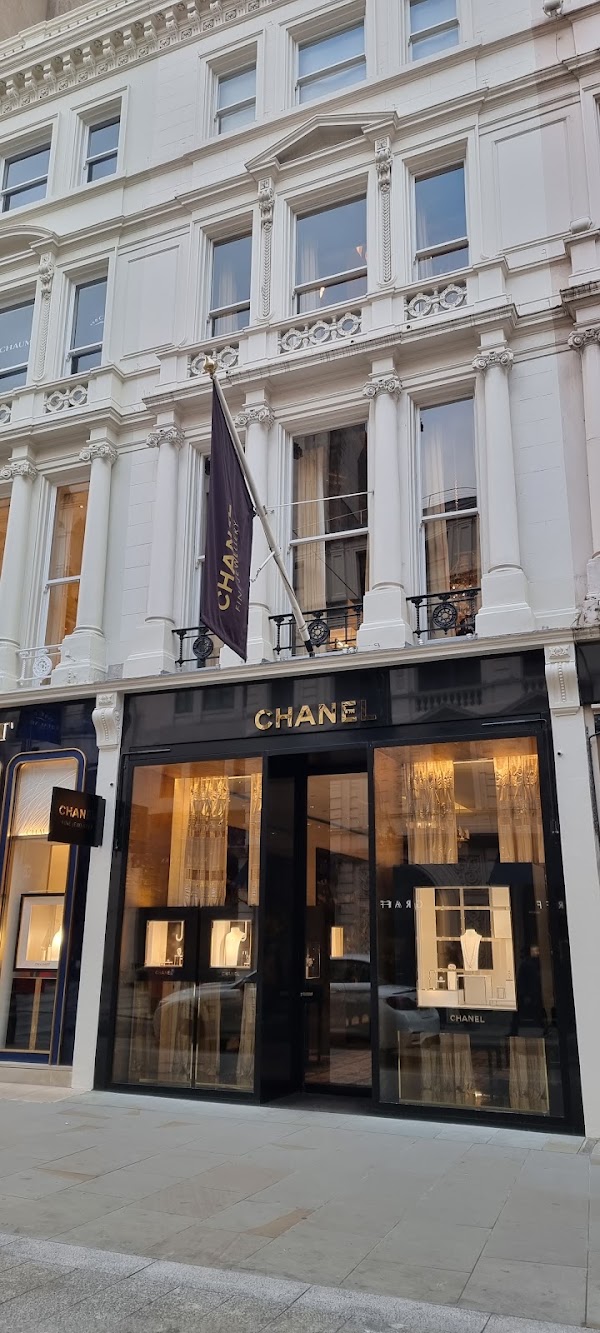CHANEL Fine Jewellery New Bond St. Store 2