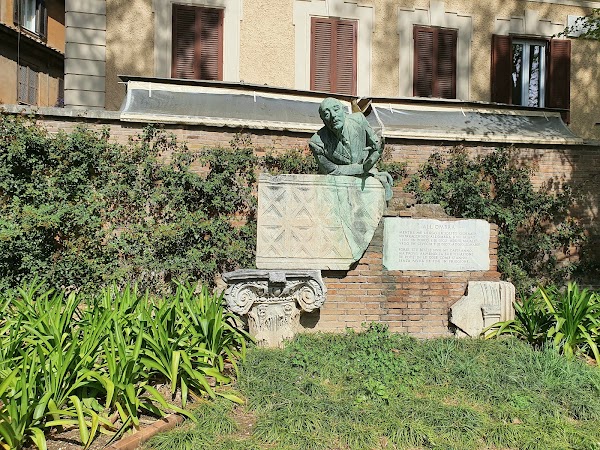 Piazza Trilussa 4