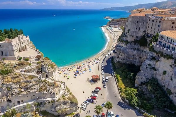 Santuario di Santa Maria dell'Isola di Tropea 5
