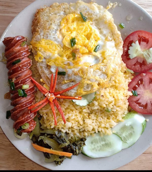 Cơm Gà Xối Mỡ Như Ý 1