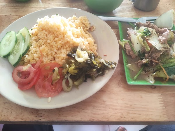 Cơm Gà Xối Mỡ Như Ý 3
