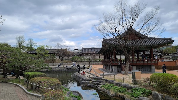 Namsangol Hanok Village 5