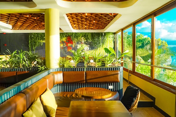 Smooth Boracay - Cafe, Restaurant & Lounge