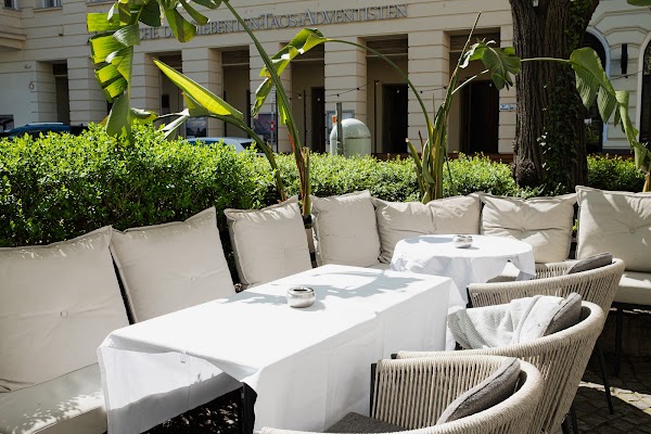 NUSS cafe bar 3