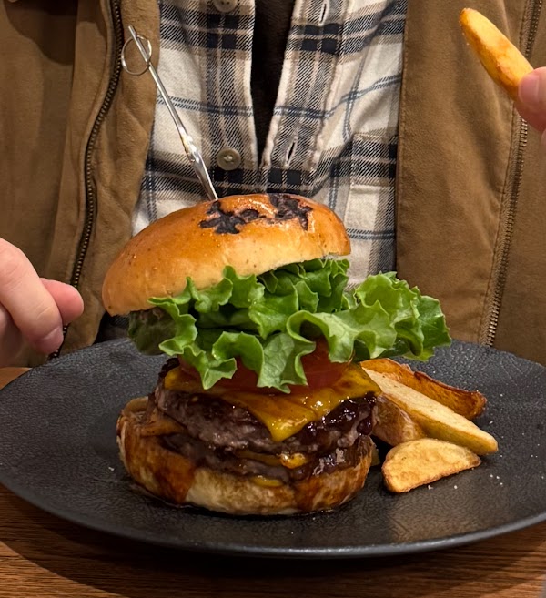 Wagyu (Halal Vegan) Steak Hamburger & Ramen (Japanese food) Shinjuku Station Restaurant Beef Tei 4