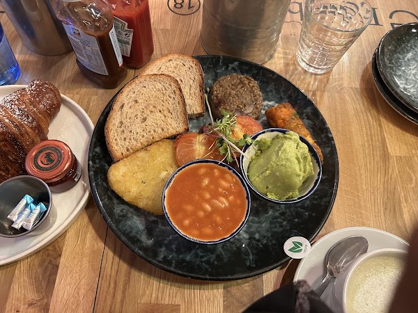 Cafe Edinburgh 3