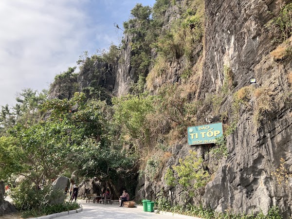 Ti Top Island 2