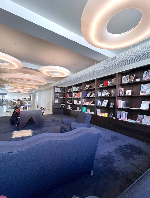 ALAÏA Café & Bookstore 3