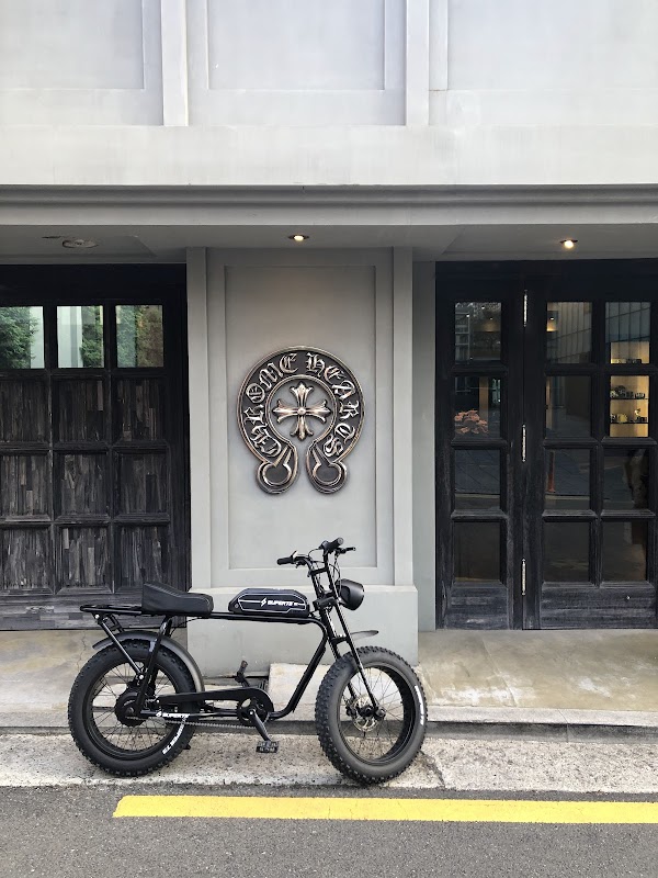 Chrome Hearts