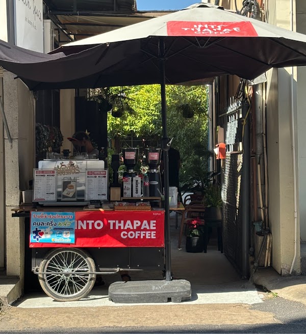 Into Thapae Street Coffee