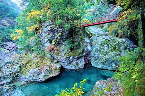 Nakatsu Gorge 4