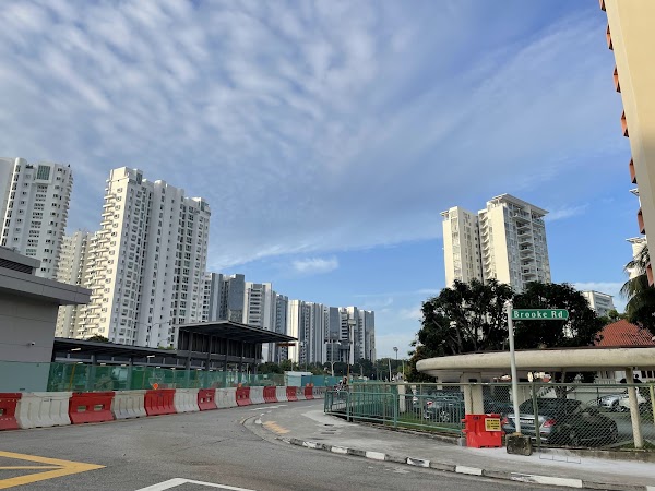 Marine Parade MRT (TE26) 3