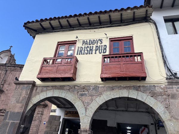 Paddy's Irish Pub