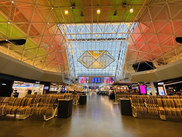 Keflavík International Airport 5