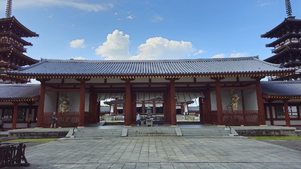 Yakushi-ji temple 5
