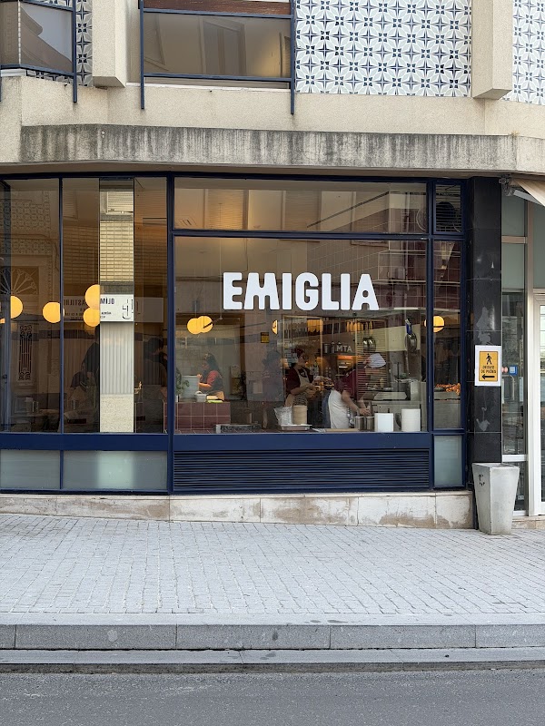 Emiglia Pasta Bar 5