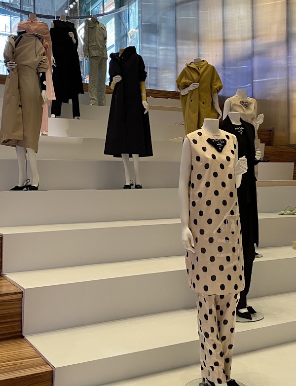 Prada New York 5th Avenue 4