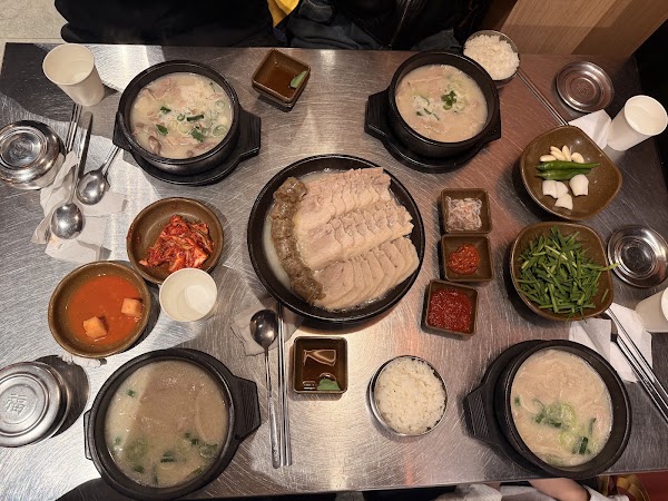 Subyeon Choego Pork Soup 3
