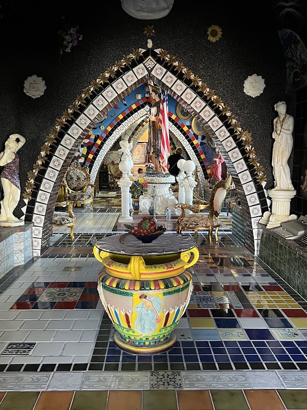 Vincent City - Casa dell'artista Vincent Brunetti 3