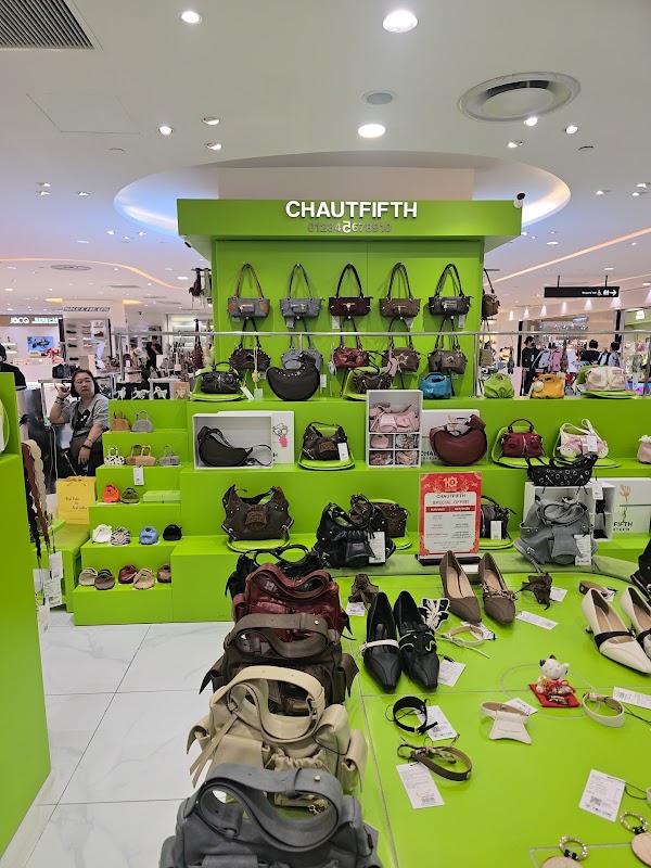 CHAUTFIFTH TAKASHIMAYA 4