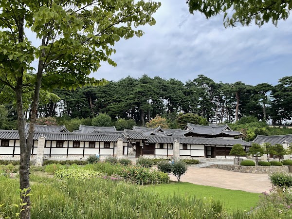Seongyojang House 3