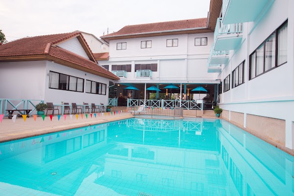 Chom View Hotel