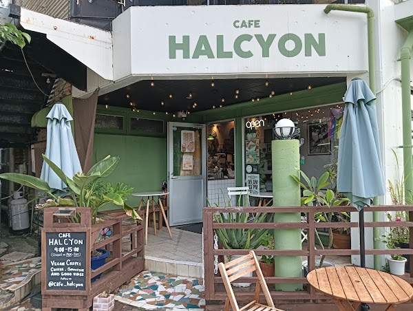 Cafe Halcyon 3