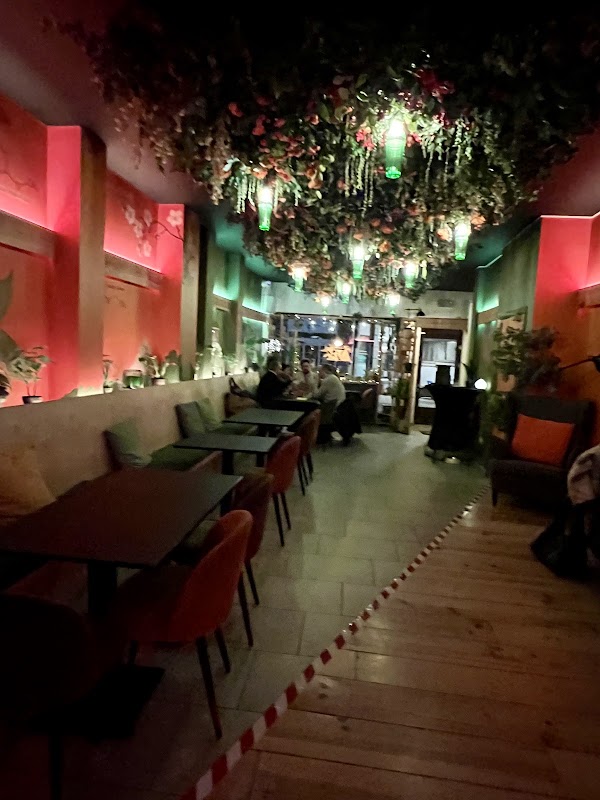 Chemistry & Botanic's : Cocktail Bar 3
