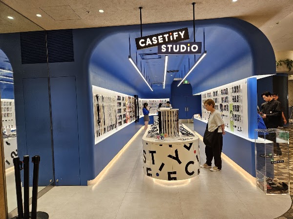 CASETiFY STUDiO 新宿マルイ店