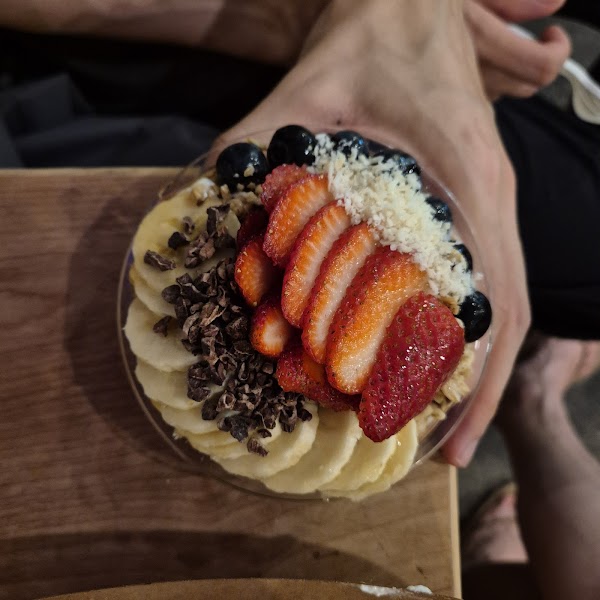 ALOH Health Bar & Cafe 3